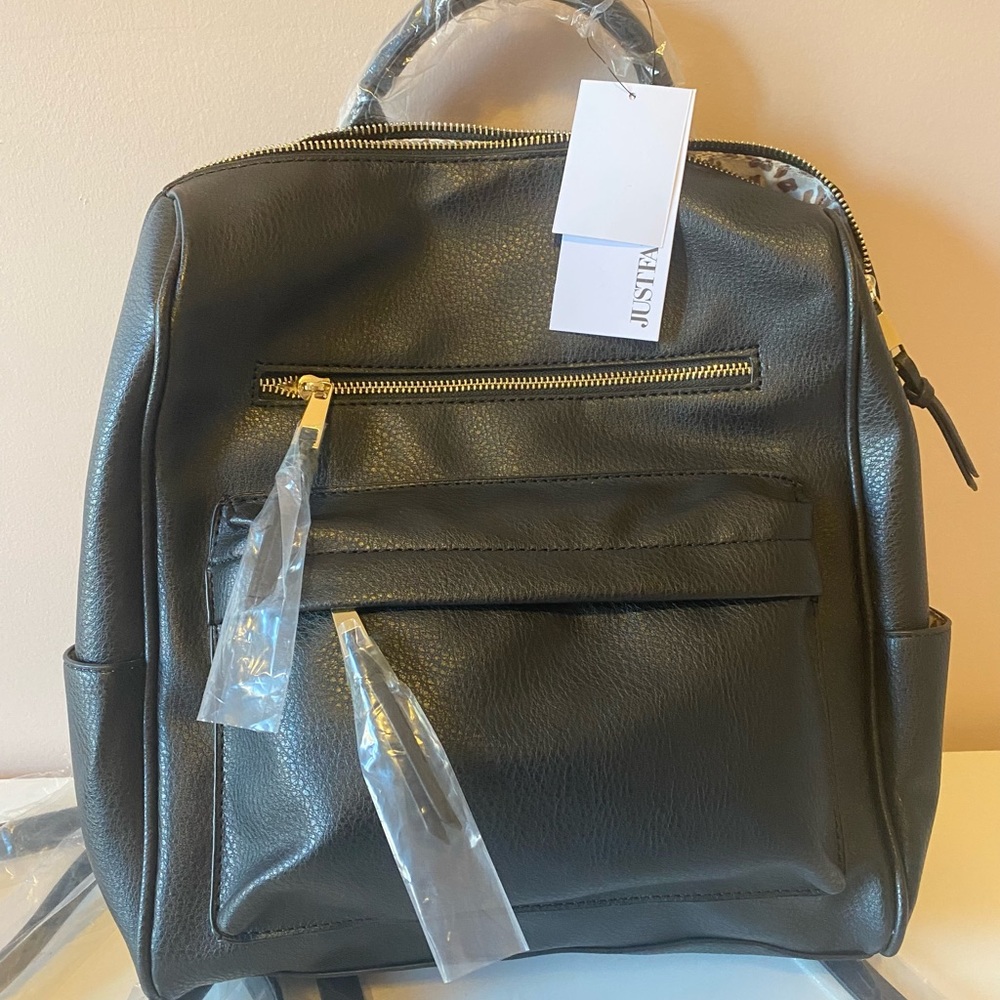 Beautiful faux leather backpack!